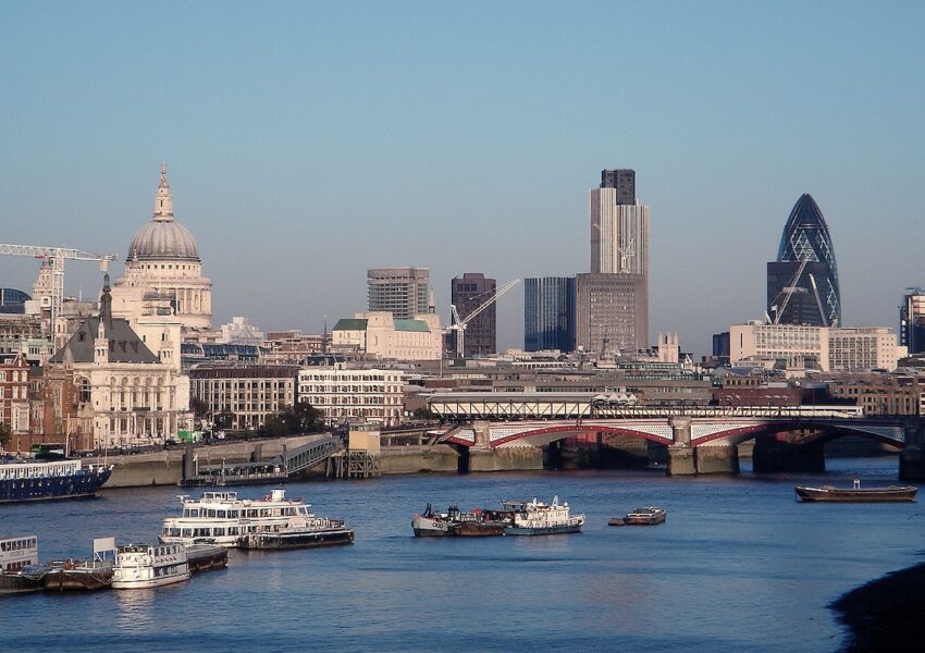 Picture of London skyline across the River Thames